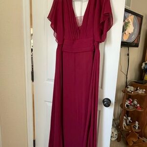 Elegant Burgundy Evening Dress